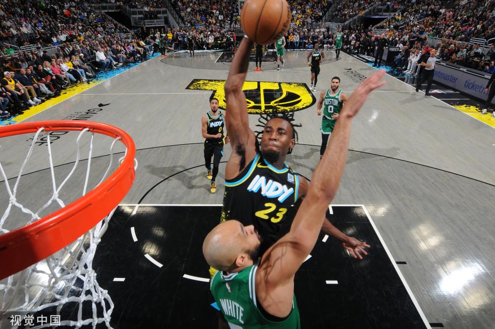 球员冲击海 球员冲击海